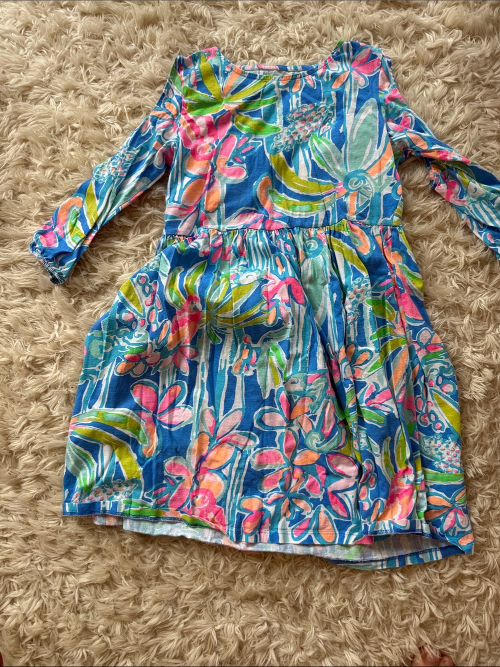 EUC cotton Lilly Pulitzer Dress with shoulder cut out